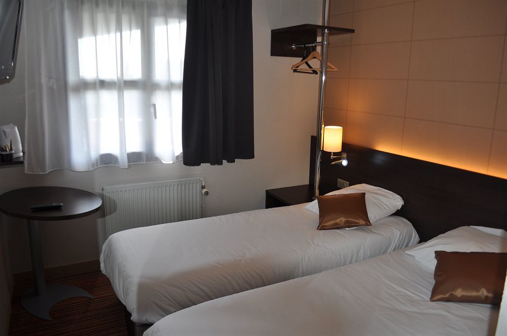 Hotel Inn Design Resto Novo Лангр Екстериор снимка