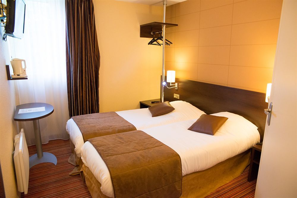 Hotel Inn Design Resto Novo Лангр Екстериор снимка