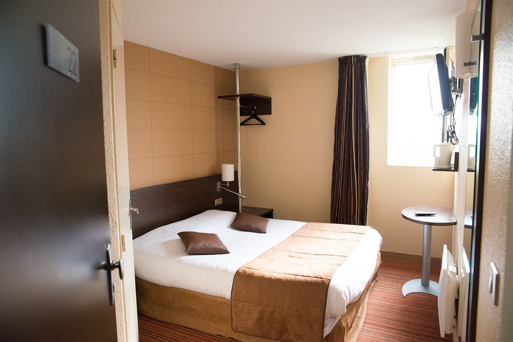 Hotel Inn Design Resto Novo Лангр Екстериор снимка