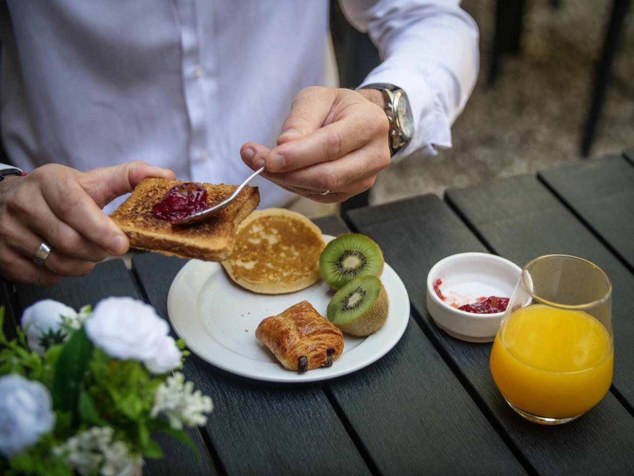 Hotel Inn Design Resto Novo Лангр Екстериор снимка